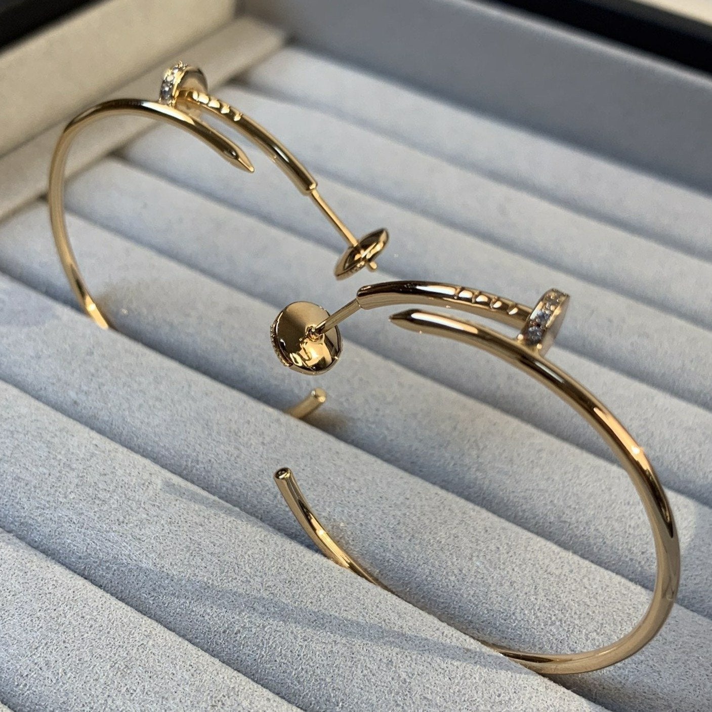 CCJUSTE EARRINGS GOLD DIAMONDS 1.8MM