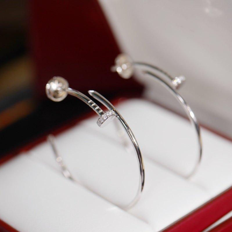 CCJUSTE EARRINGS DIAMONDS 1.8MM