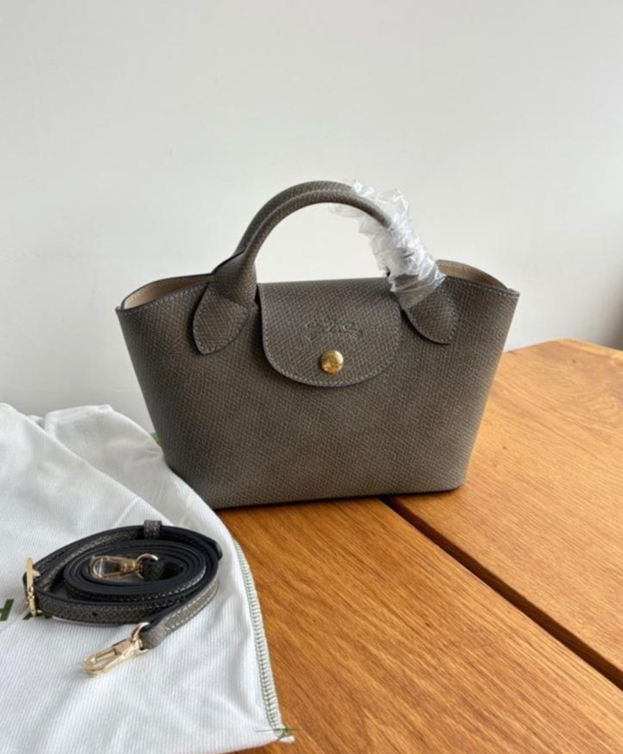 [✨CC💎】CA GRAY & WHITE BAGS EXCLUSIVE LINK