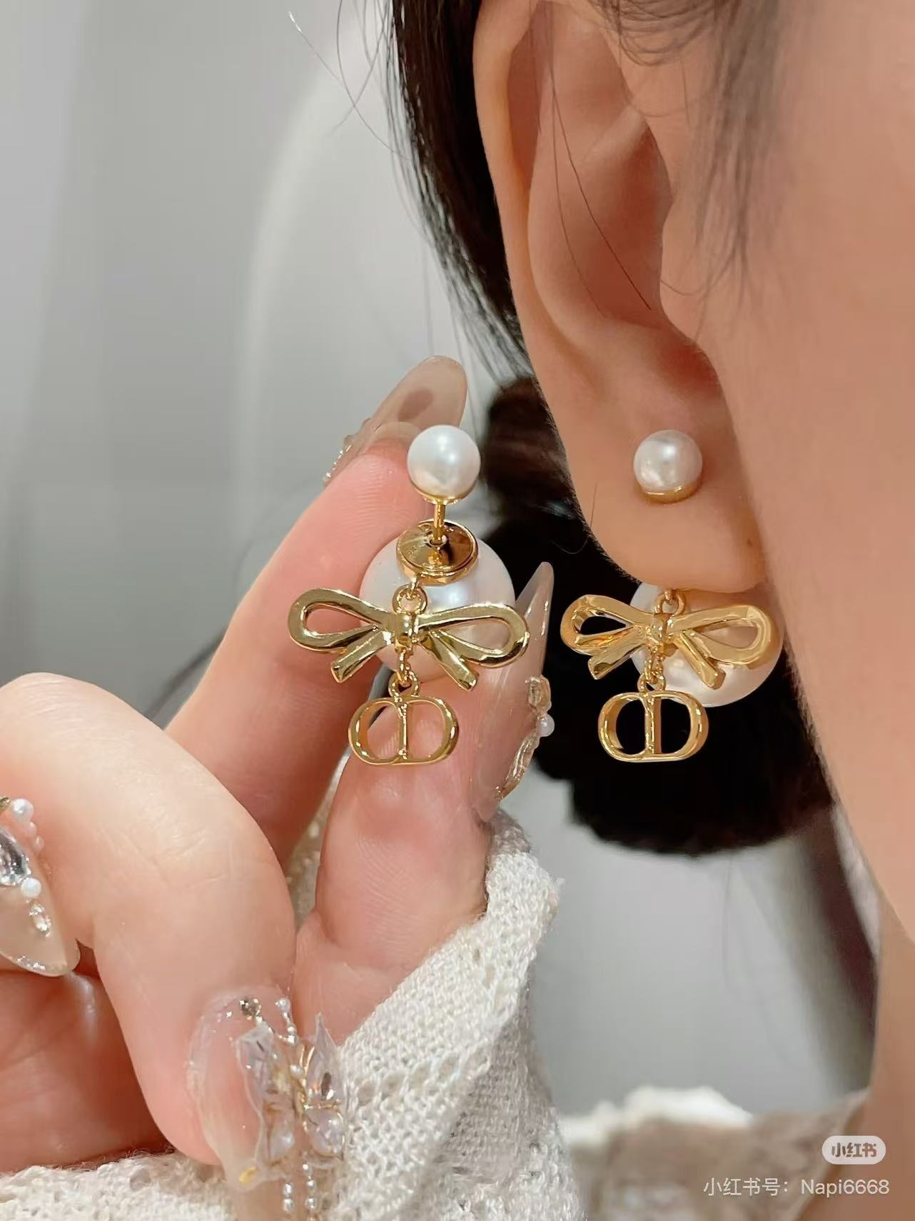 High quality luxury s925 earrings.High quality pure silver material, will not fade, Free Shipping