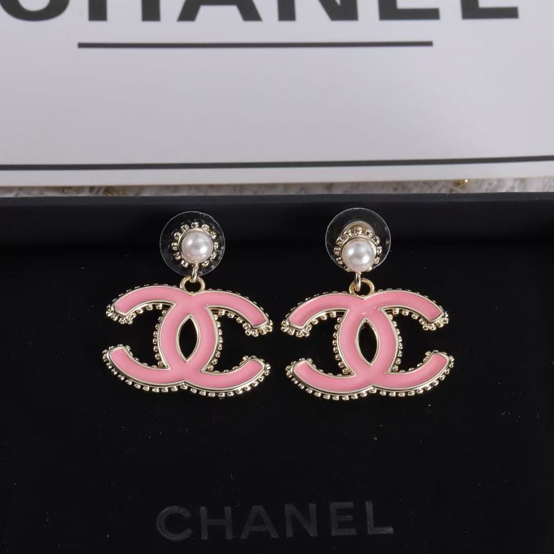 High quality luxury s925 earrings.High quality pure silver material, will not fade, Free Shipping