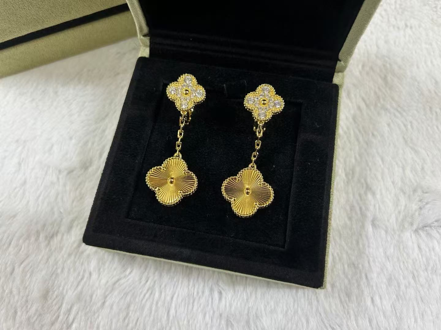 VCA Clover earrings Free Shipping