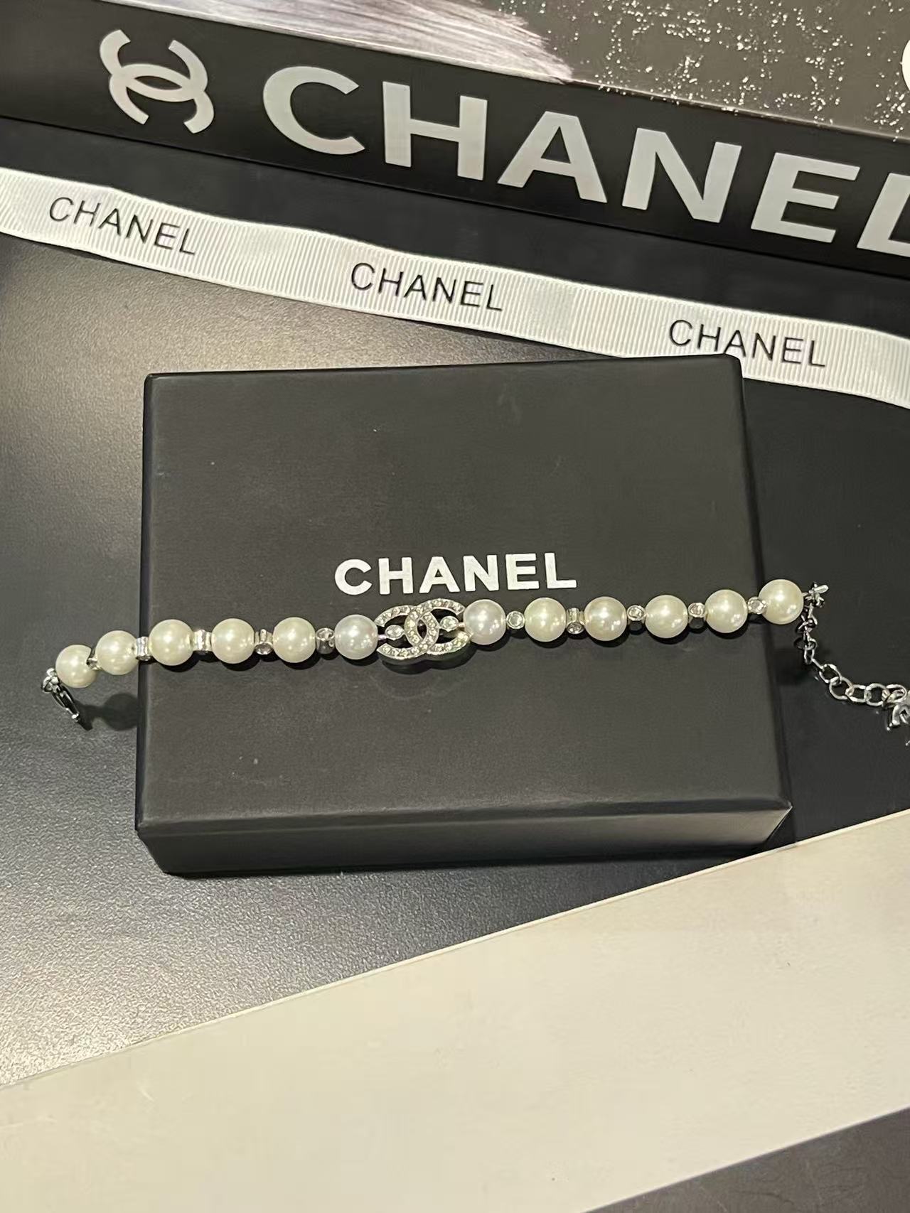 18K CC -Style Elegant Pendant Bracelet for Women