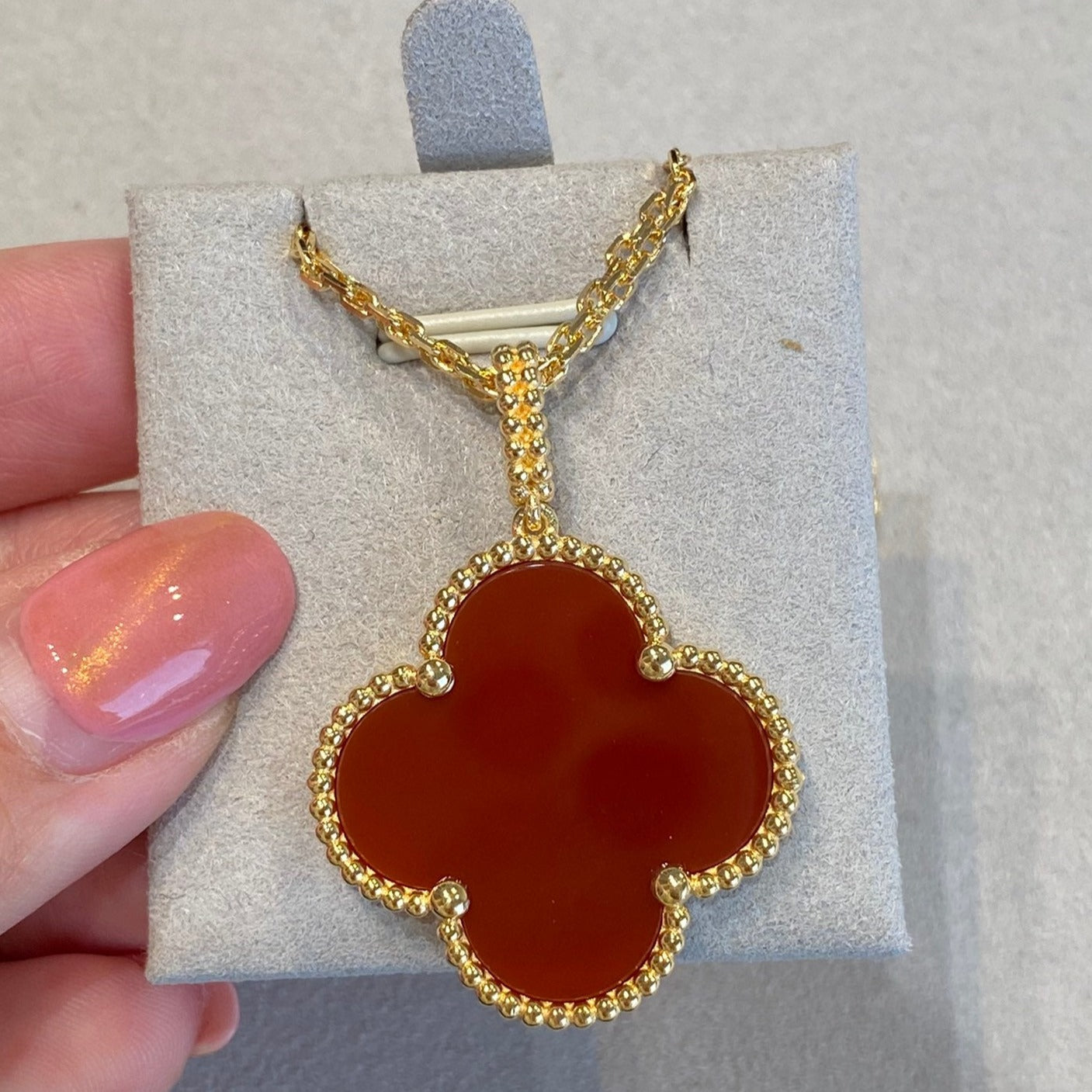 [✨CC💎]CLOVER 25MM NECKLACE GOLD CARNELIAN