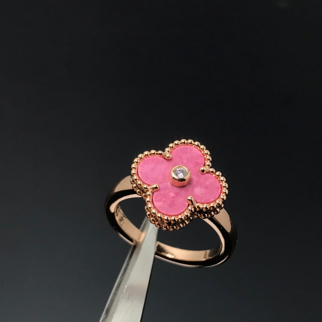 [✨CC💎]CLOVER RHODONITE ROSE GOLD RING