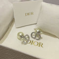 Luxury pearl earrings.High quality pure silver material, will not fade, Free Shipping