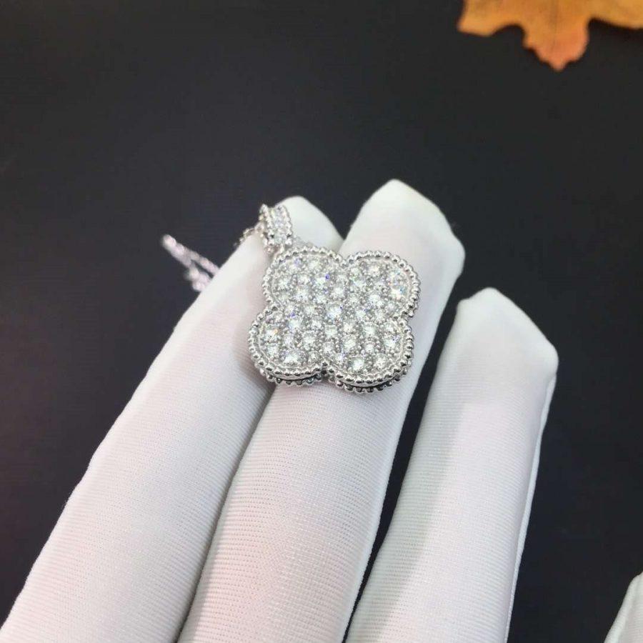 [✨CC💎]CLOVER 25MM SILVER FULL DIAMOND BIG CLOVER NECKLACE