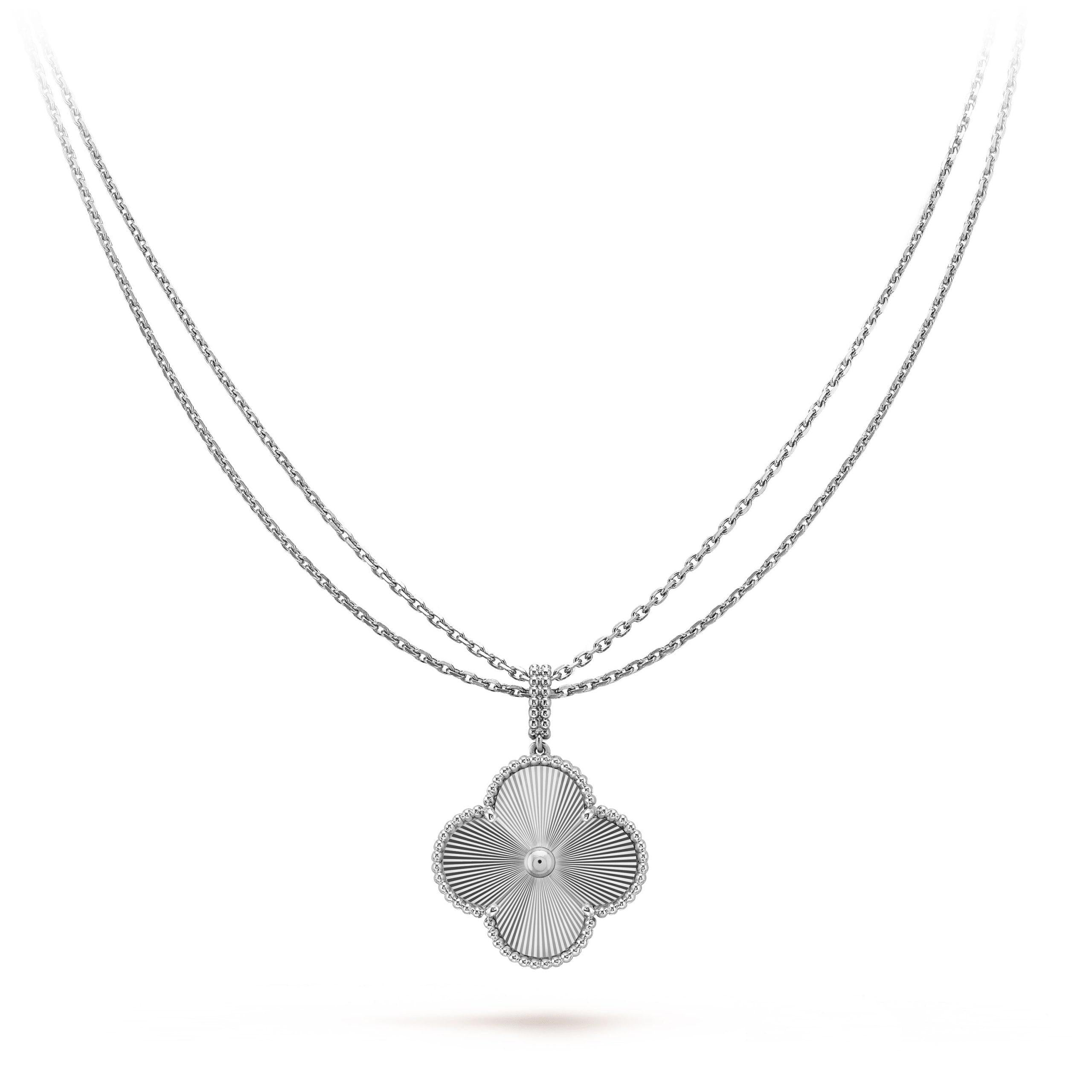 [✨CC💎]CLOVER 25MM SILVER BIG CLOVER NECKLACE